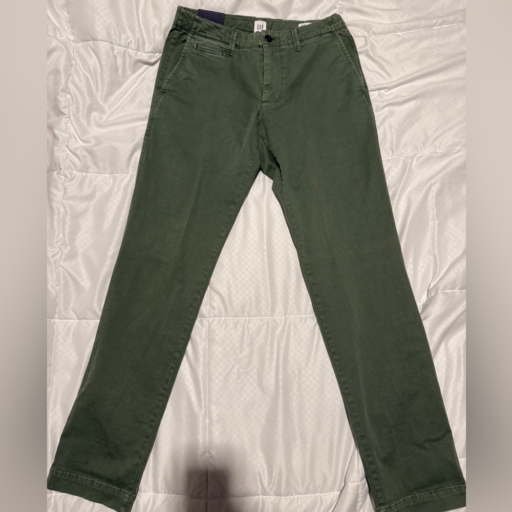 GAP Men’s Green Chinos
